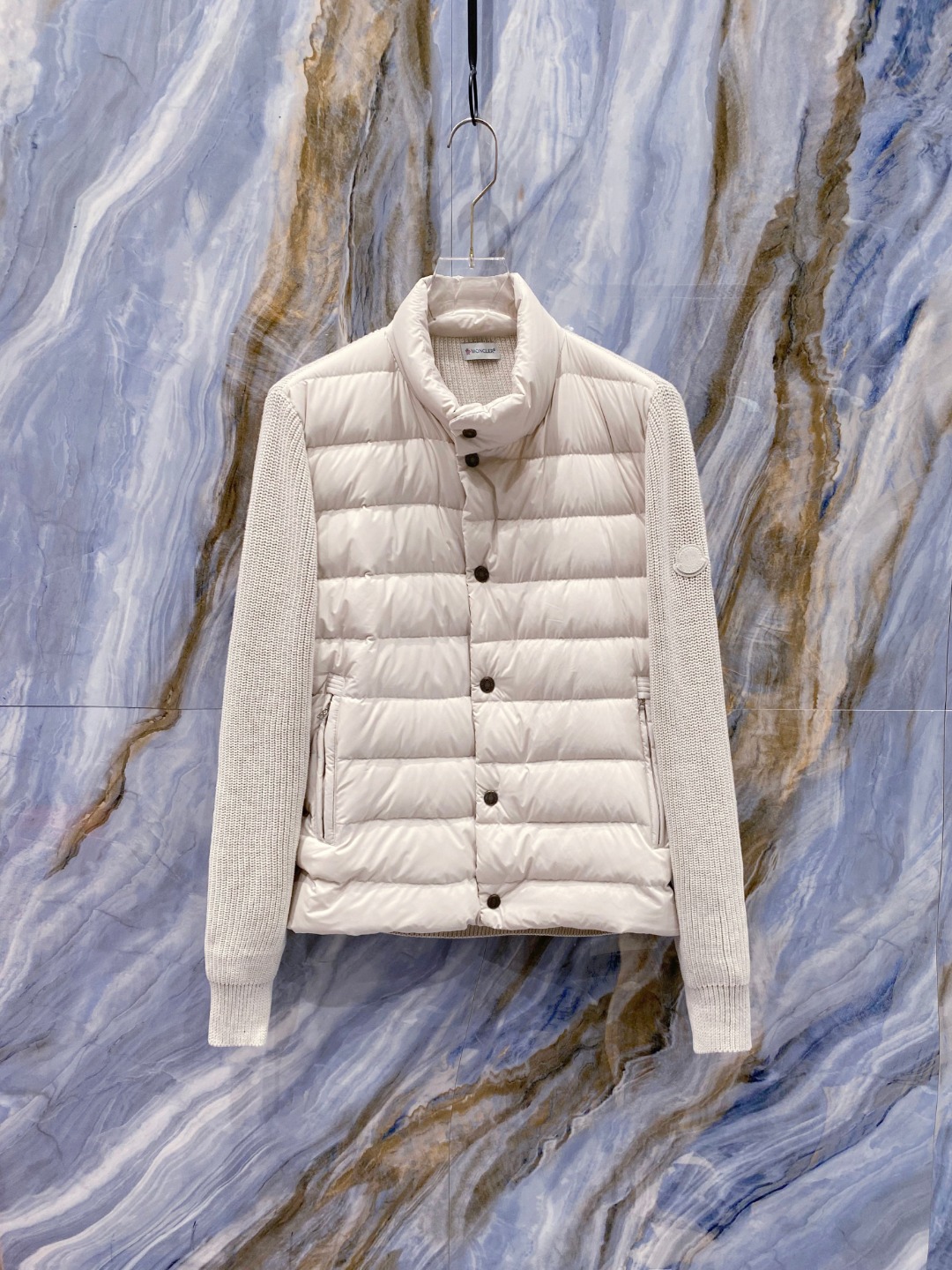 Moncler 蒙口 2025年秋冬新款羽绒服，针织拼接羽绒服采用新国标95白鸭绒，秋冬新品内搭神器！在