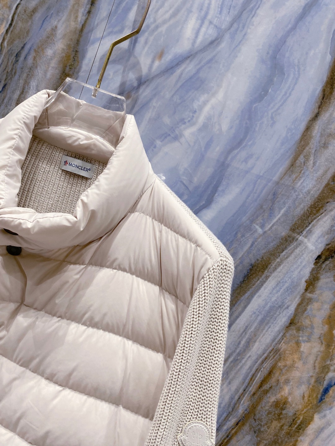 Moncler 蒙口 2025年秋冬新款羽绒服，针织拼接羽绒服采用新国标95白鸭绒，秋冬新品内搭神器！在