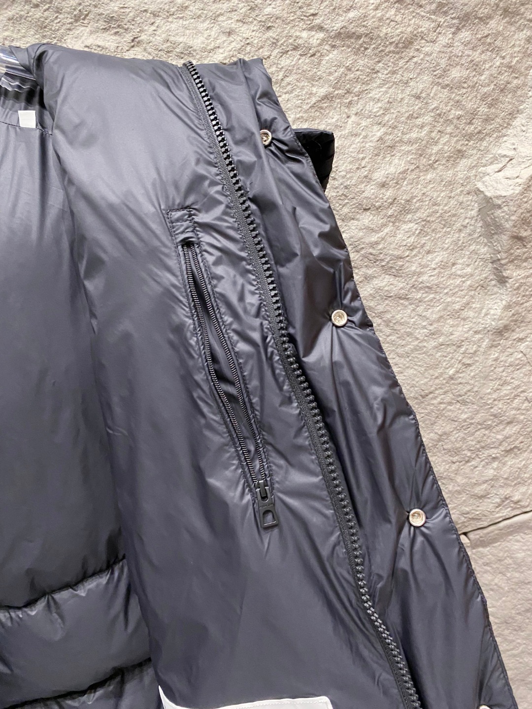 【鹅绒】 Moncler 蒙口 2025秋冬新款🆕羽绒服 原版1:1订制五金配件全进口原版定制 欢迎专柜