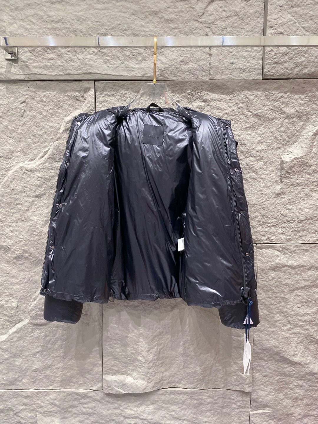【鹅绒】 Moncler 蒙口 2025秋冬新款🆕羽绒服 原版1:1订制五金配件全进口原版定制 欢迎专柜