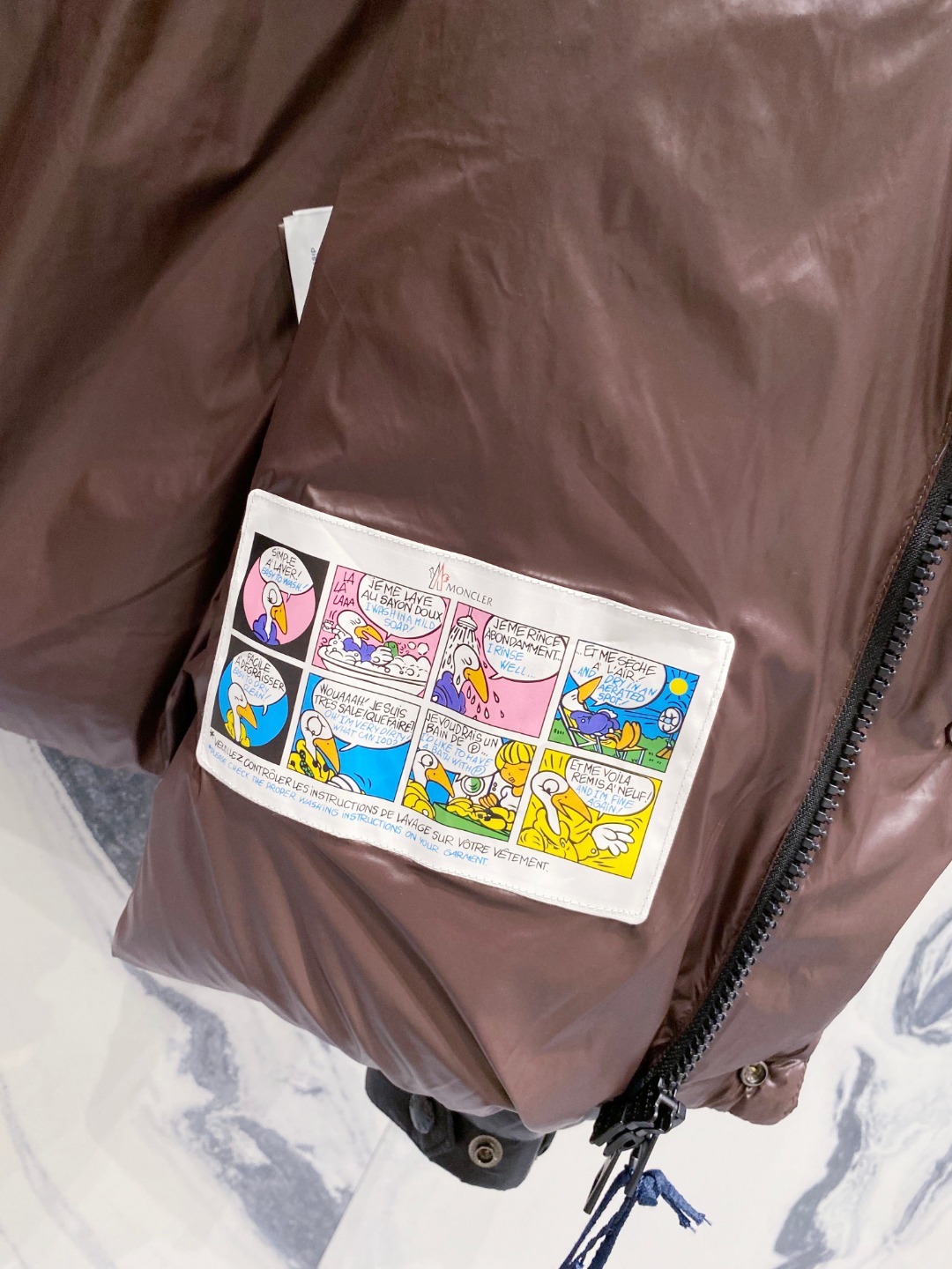 【鹅绒】Moncler 蒙口高端品鉴臻品！欧标90保暖白鹅绒填充男士羽绒服外套整体的造型设计依然传承了M