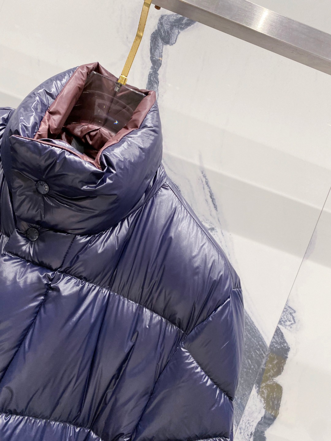 【鹅绒】Moncler 蒙口高端品鉴臻品！欧标90保暖白鹅绒填充男士羽绒服外套整体的造型设计依然传承了M