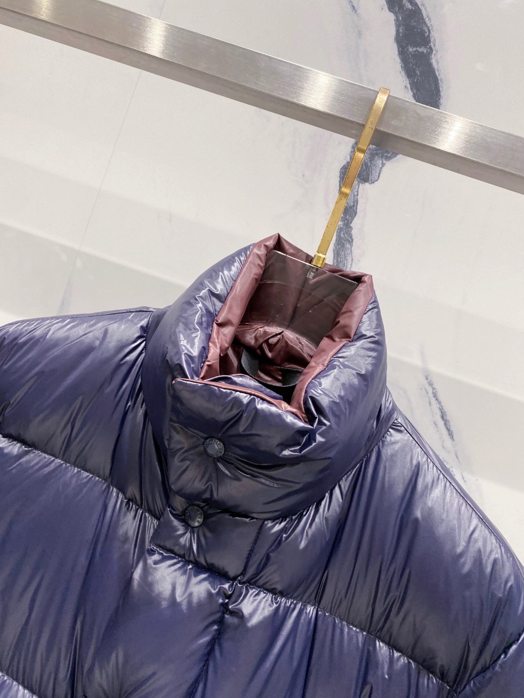 【鹅绒】Moncler 蒙口高端品鉴臻品！欧标90保暖白鹅绒填充男士羽绒服外套整体的造型设计依然传承了M