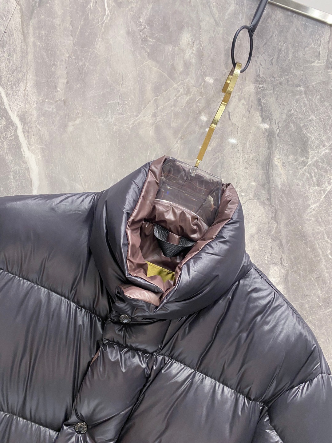 【鹅绒】Moncler 蒙口高端品鉴臻品！欧标90保暖白鹅绒填充男士羽绒服外套整体的造型设计依然传承了M