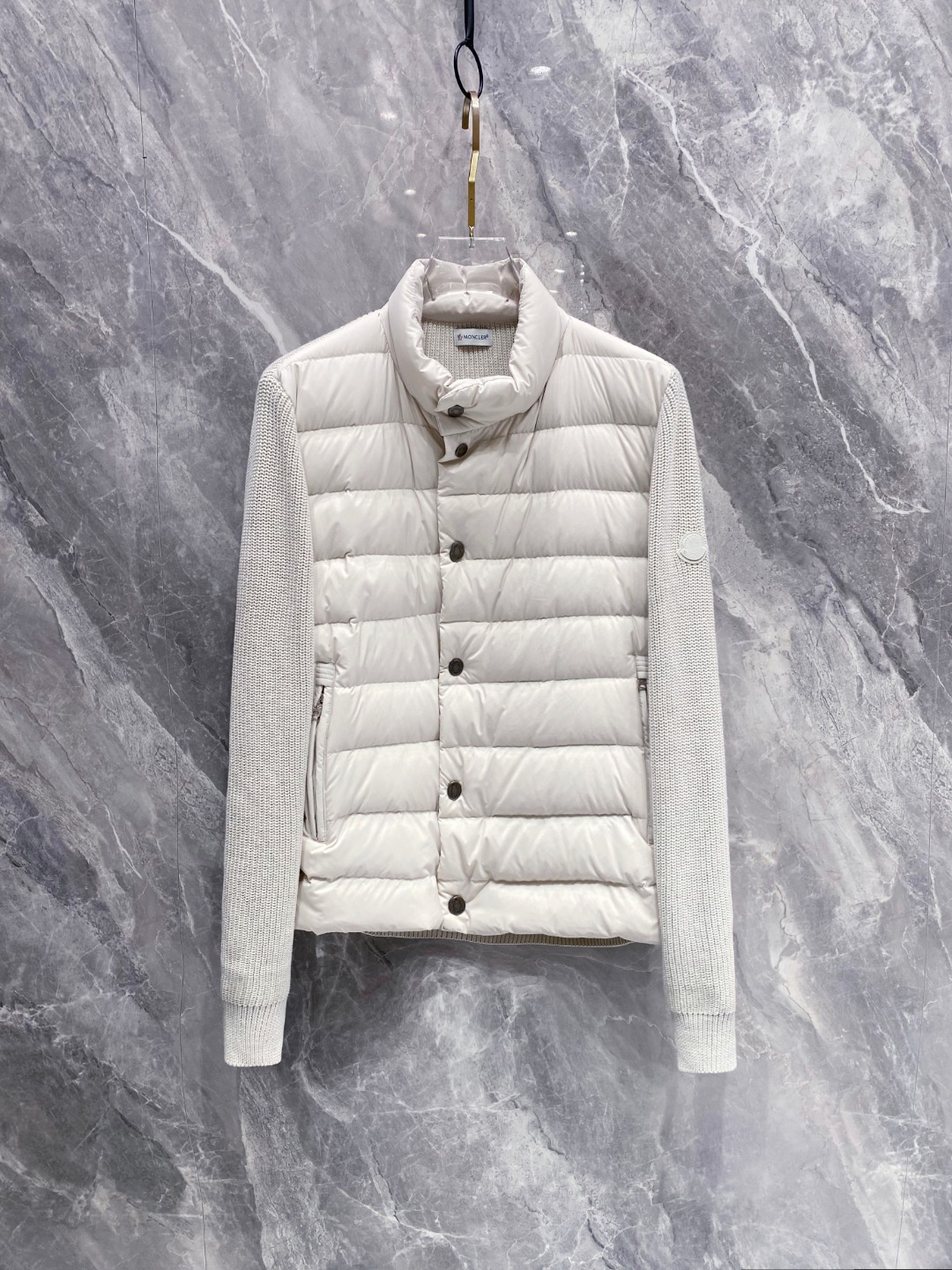 Moncler 蒙口 2025年秋冬新款羽绒服，针织拼接羽绒服采用新国标95白鸭绒，秋冬新品内搭神器！在