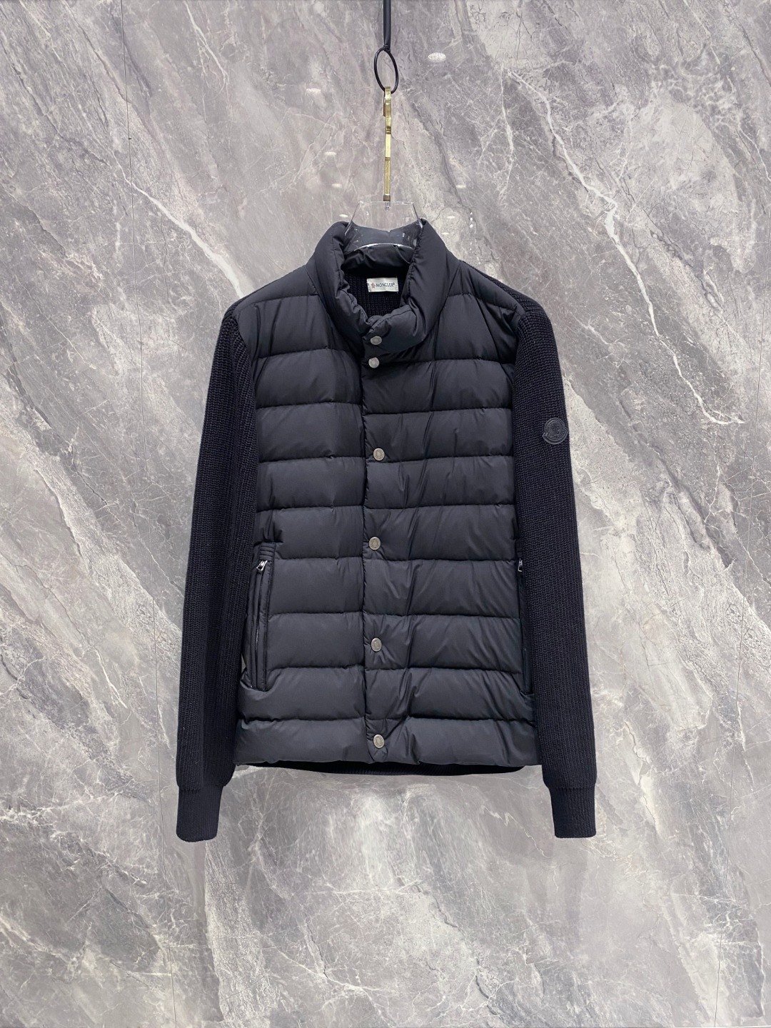 Moncler 蒙口 2025年秋冬新款羽绒服，针织拼接羽绒服采用新国标95白鸭绒，秋冬新品内搭神器！在