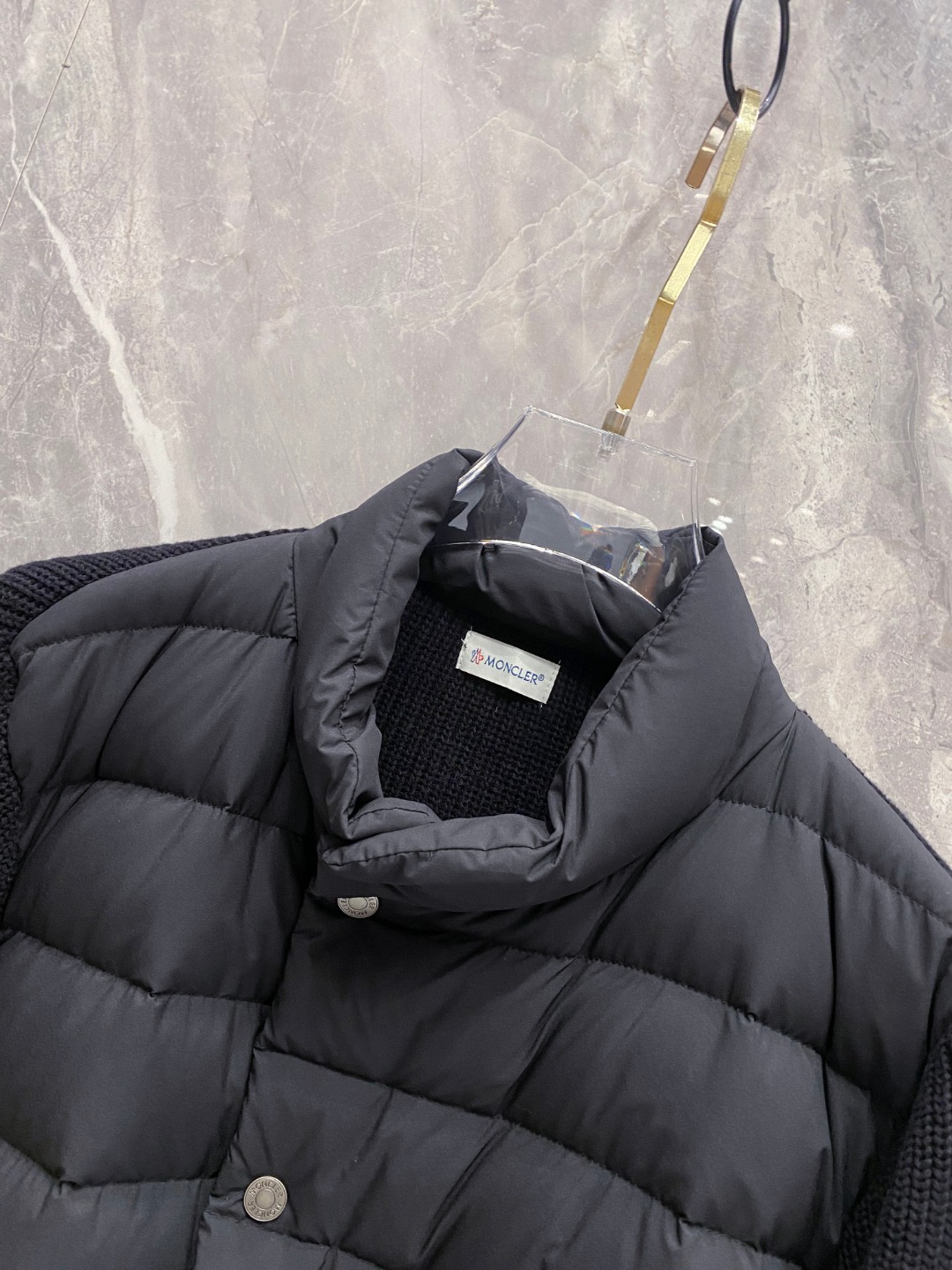 Moncler 蒙口 2025年秋冬新款羽绒服，针织拼接羽绒服采用新国标95白鸭绒，秋冬新品内搭神器！在