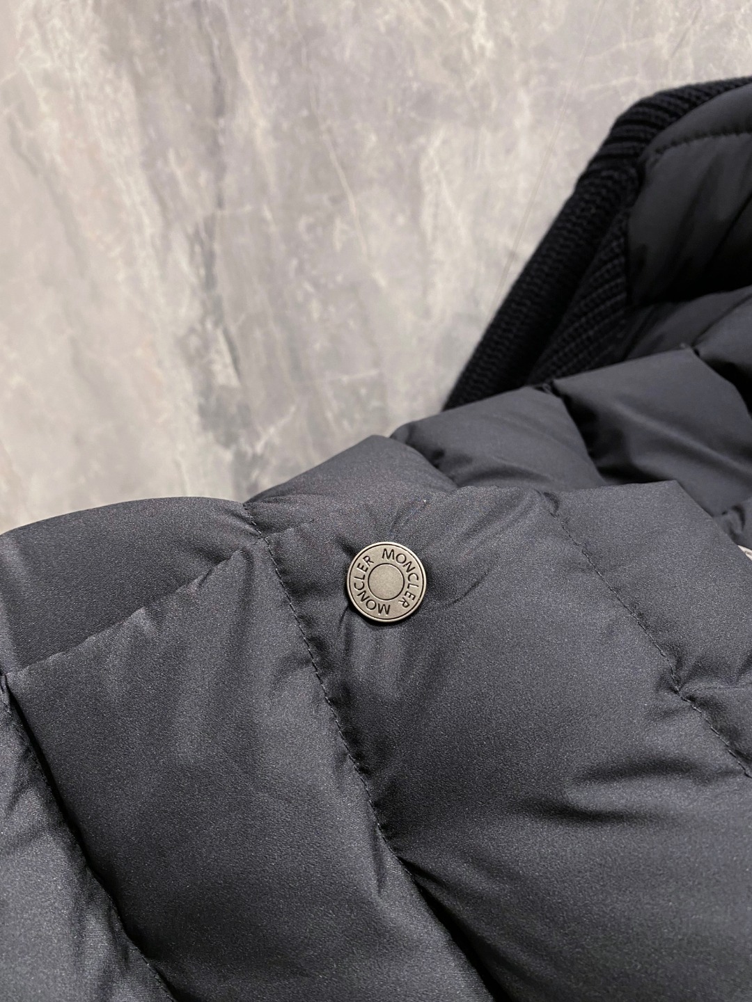 Moncler 蒙口 2025年秋冬新款羽绒服，针织拼接羽绒服采用新国标95白鸭绒，秋冬新品内搭神器！在