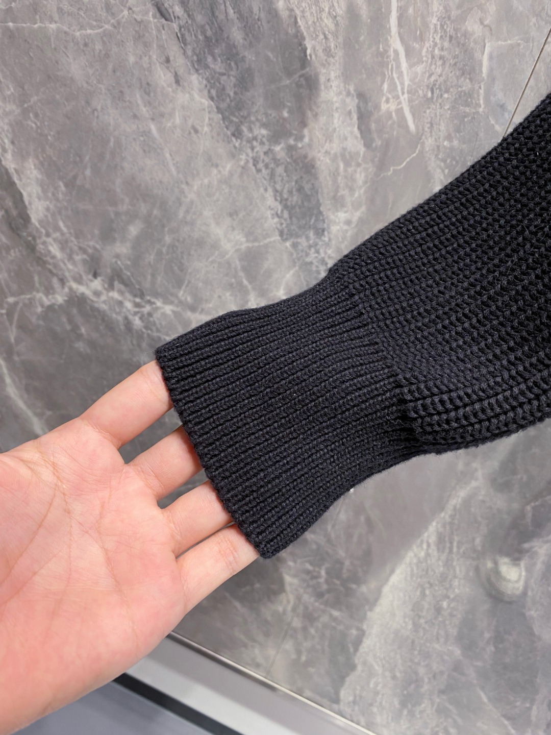 Moncler 蒙口 2025年秋冬新款羽绒服，针织拼接羽绒服采用新国标95白鸭绒，秋冬新品内搭神器！在