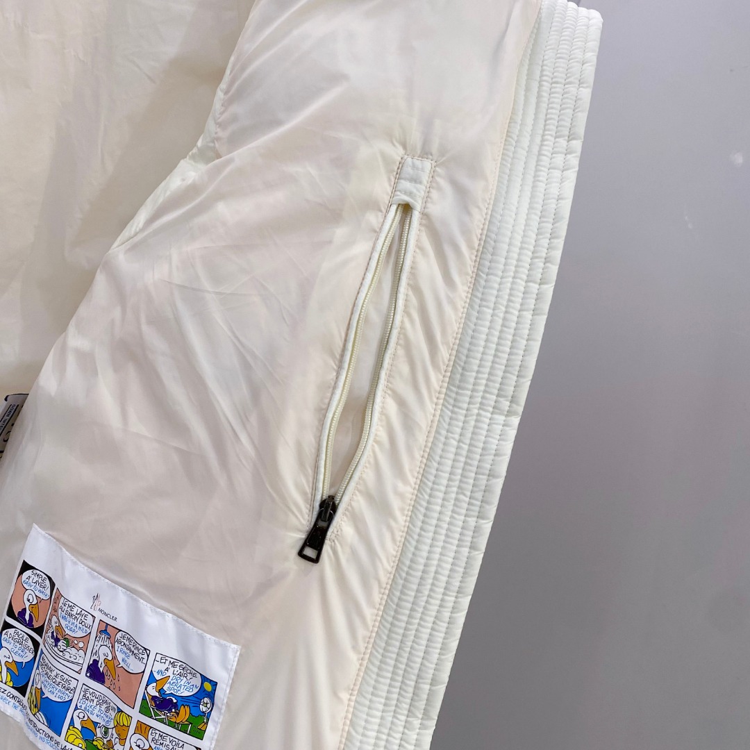 Moncler 蒙口🆕🆕🆕25年冬季新款羽绒马甲立领羽绒马甲，原版订制五金配件，采用顶级90白鸭绒超柔软