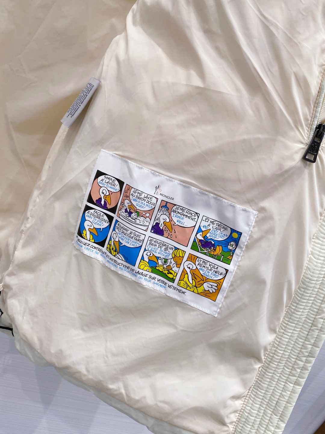 Moncler 蒙口🆕🆕🆕25年冬季新款羽绒马甲立领羽绒马甲，原版订制五金配件，采用顶级90白鸭绒超柔软