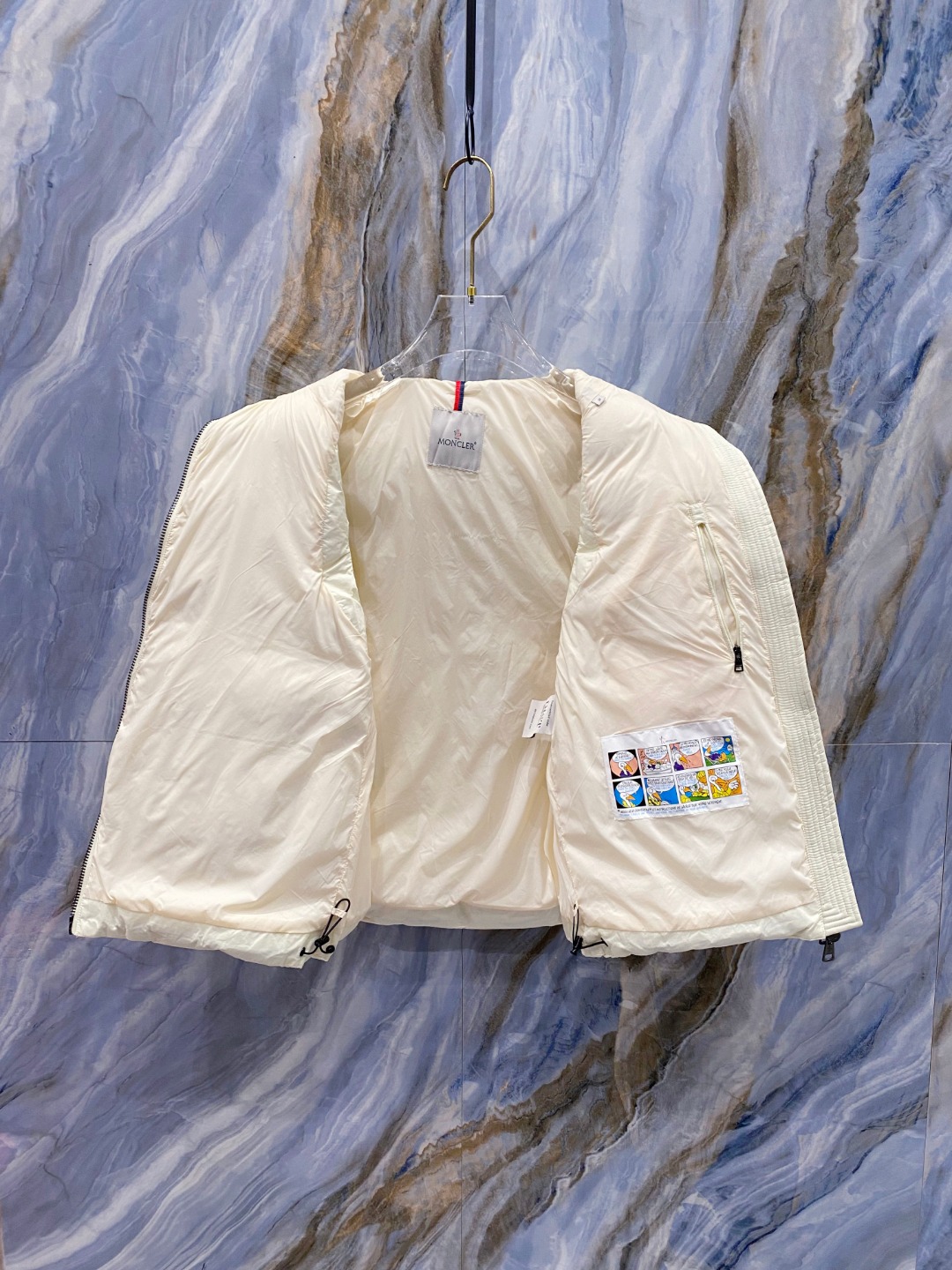 Moncler 蒙口🆕🆕🆕25年冬季新款羽绒马甲立领羽绒马甲，原版订制五金配件，采用顶级90白鸭绒超柔软