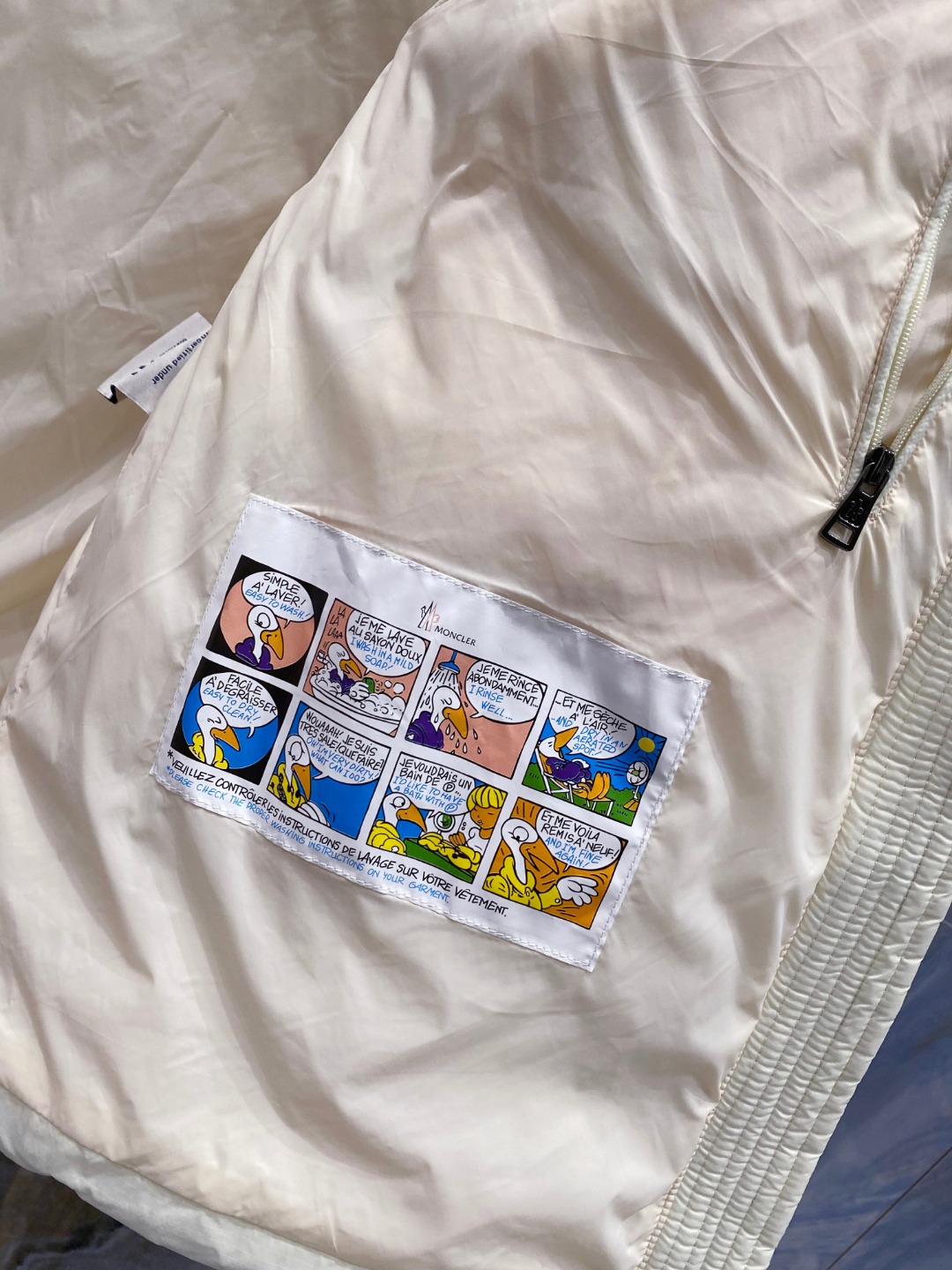 Moncler 蒙口🆕🆕🆕25年冬季新款羽绒马甲立领羽绒马甲，原版订制五金配件，采用顶级90白鸭绒超柔软