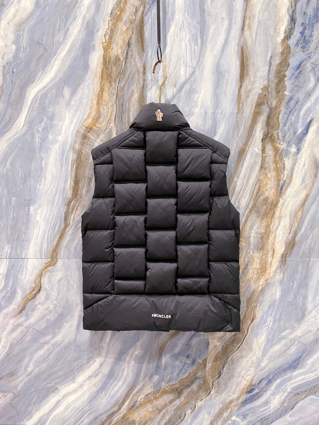 Moncler 蒙口🆕🆕🆕25年冬季新款羽绒马甲立领羽绒马甲，原版订制五金配件，采用顶级90白鸭绒超柔软