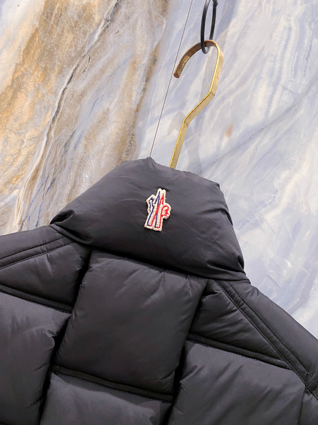 Moncler 蒙口🆕🆕🆕25年冬季新款羽绒马甲立领羽绒马甲，原版订制五金配件，采用顶级90白鸭绒超柔软