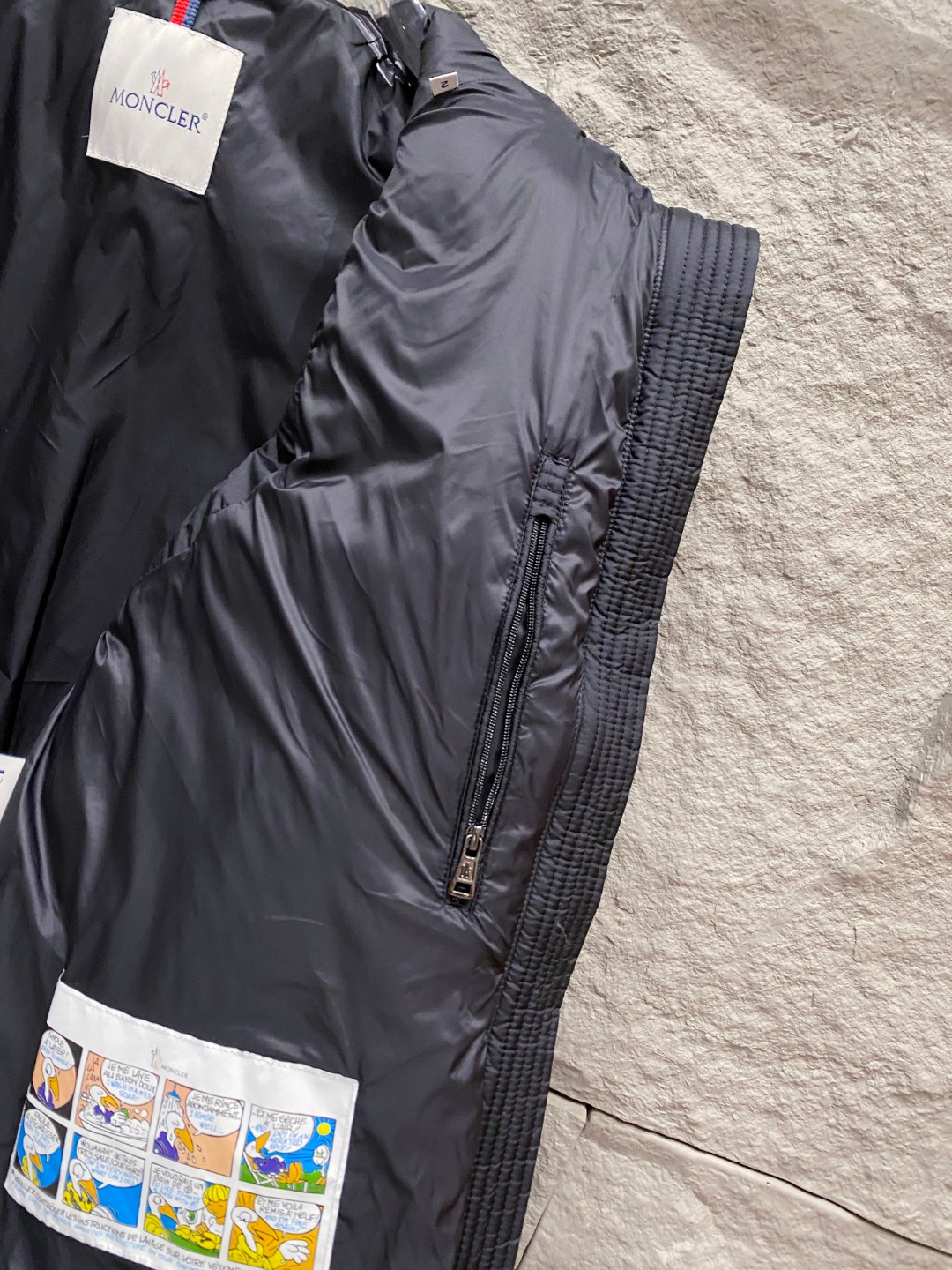 Moncler 蒙口🆕🆕🆕25年冬季新款羽绒马甲立领羽绒马甲，原版订制五金配件，采用顶级90白鸭绒超柔软