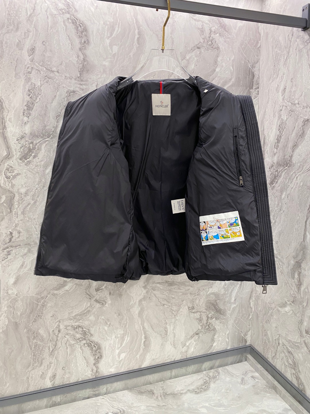 Moncler 蒙口🆕🆕🆕25年冬季新款羽绒马甲立领羽绒马甲，原版订制五金配件，采用顶级90白鸭绒超柔软