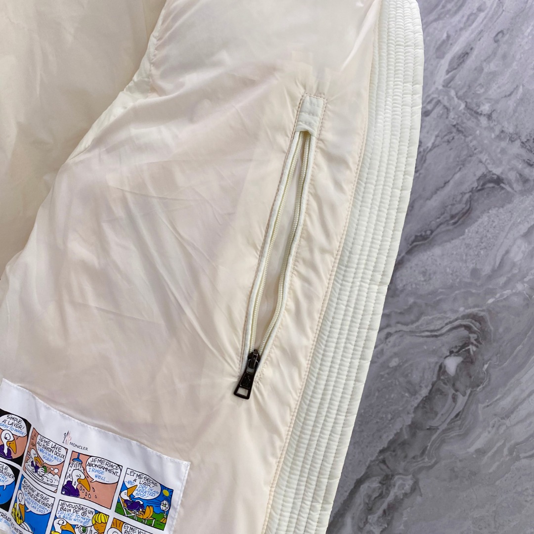 Moncler 蒙口🆕🆕🆕25年冬季新款羽绒马甲立领羽绒马甲，原版订制五金配件，采用顶级90白鸭绒超柔软