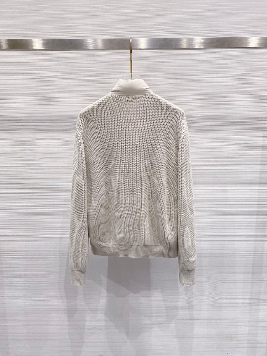 Moncler 蒙口 2025年秋冬新款羽绒服，针织拼接羽绒服采用新国标95白鸭绒，秋冬新品内搭神器！在