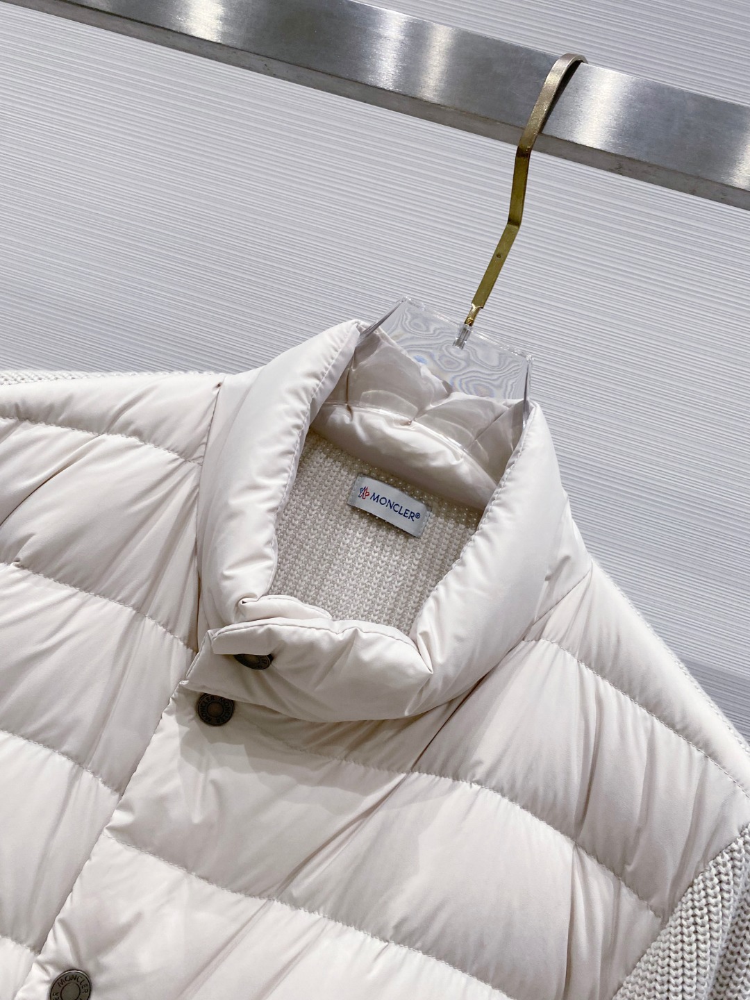 Moncler 蒙口 2025年秋冬新款羽绒服，针织拼接羽绒服采用新国标95白鸭绒，秋冬新品内搭神器！在