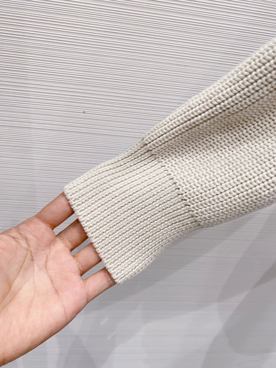 Moncler 蒙口 2025年秋冬新款羽绒服，针织拼接羽绒服采用新国标95白鸭绒，秋冬新品内搭神器！在