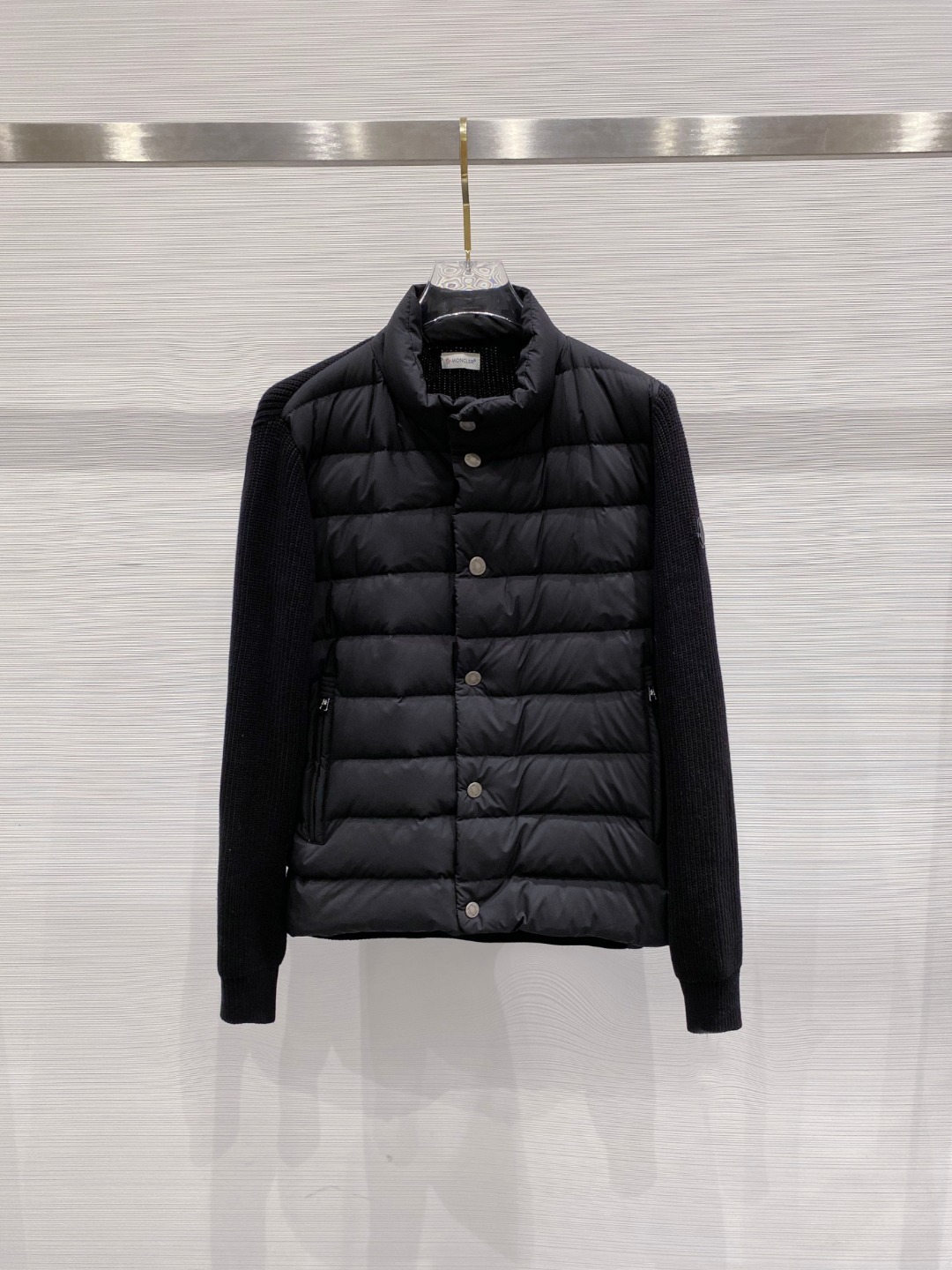 Moncler 蒙口 2025年秋冬新款羽绒服，针织拼接羽绒服采用新国标95白鸭绒，秋冬新品内搭神器！在