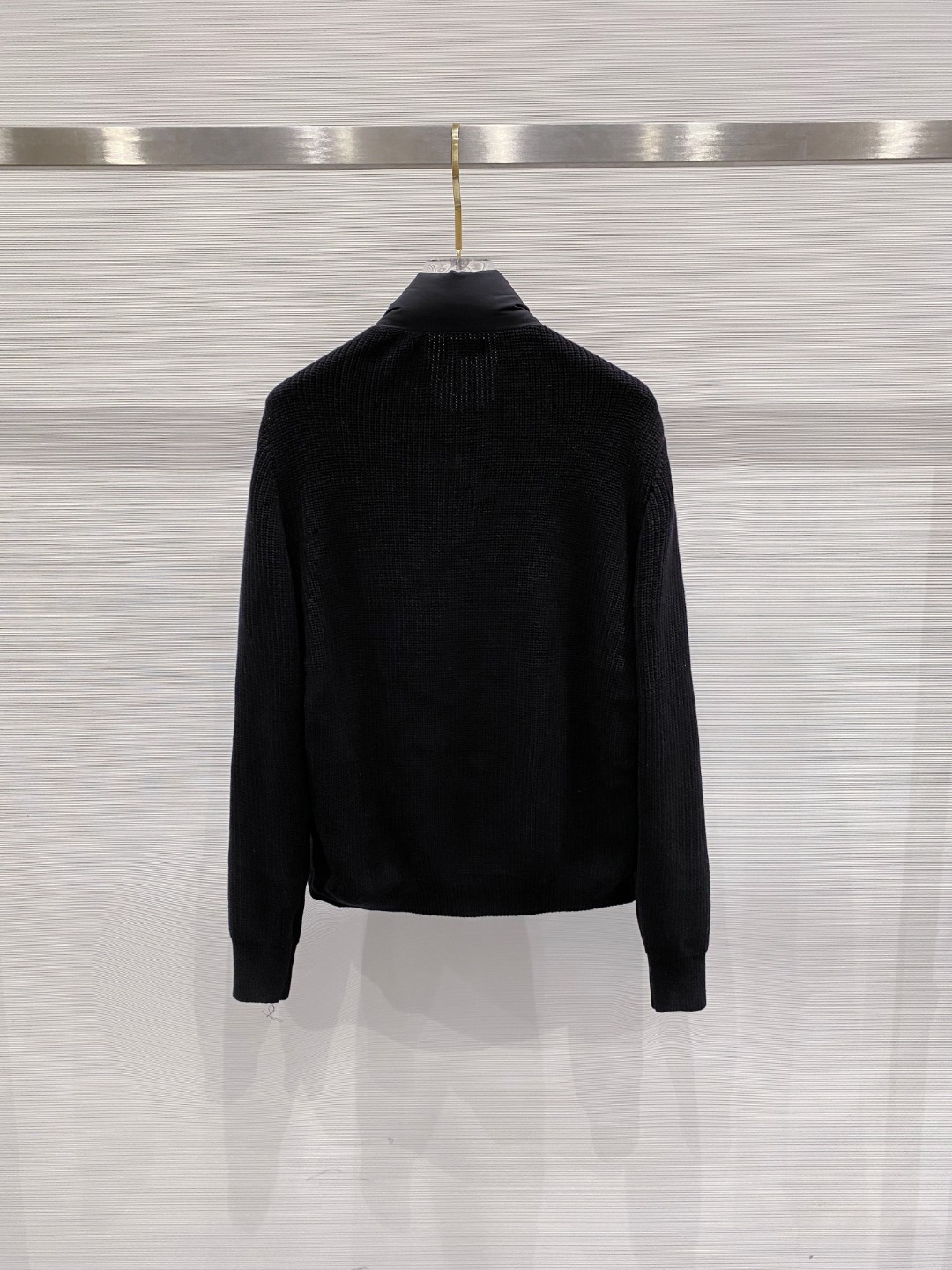 Moncler 蒙口 2025年秋冬新款羽绒服，针织拼接羽绒服采用新国标95白鸭绒，秋冬新品内搭神器！在