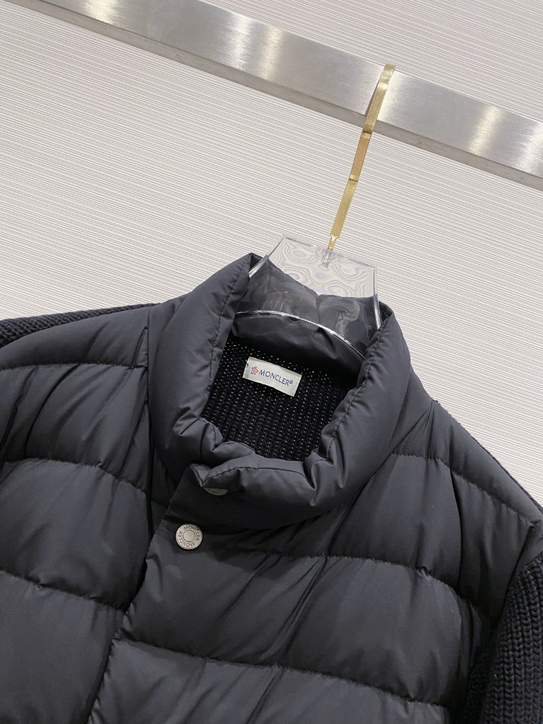 Moncler 蒙口 2025年秋冬新款羽绒服，针织拼接羽绒服采用新国标95白鸭绒，秋冬新品内搭神器！在