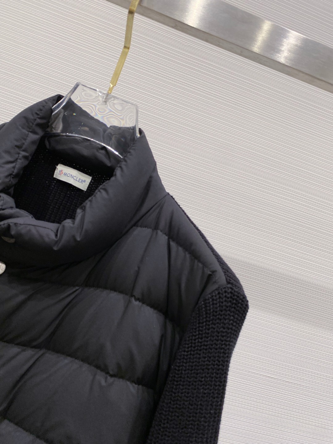 Moncler 蒙口 2025年秋冬新款羽绒服，针织拼接羽绒服采用新国标95白鸭绒，秋冬新品内搭神器！在