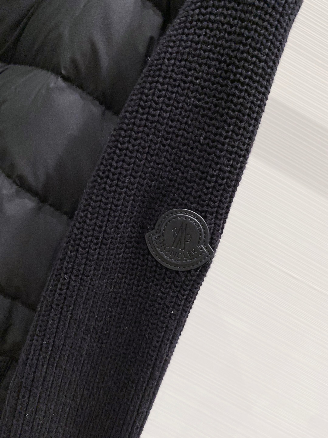 Moncler 蒙口 2025年秋冬新款羽绒服，针织拼接羽绒服采用新国标95白鸭绒，秋冬新品内搭神器！在