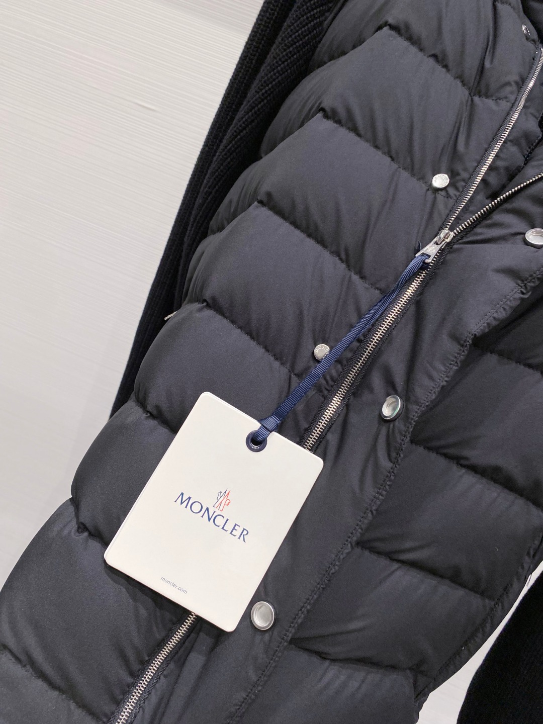 Moncler 蒙口 2025年秋冬新款羽绒服，针织拼接羽绒服采用新国标95白鸭绒，秋冬新品内搭神器！在