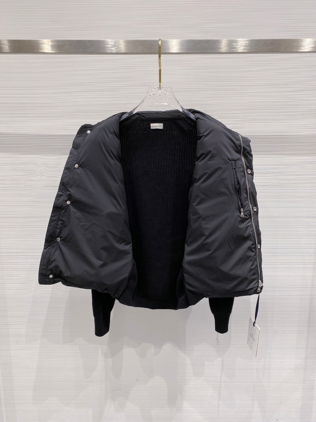 Moncler 蒙口 2025年秋冬新款羽绒服，针织拼接羽绒服采用新国标95白鸭绒，秋冬新品内搭神器！在