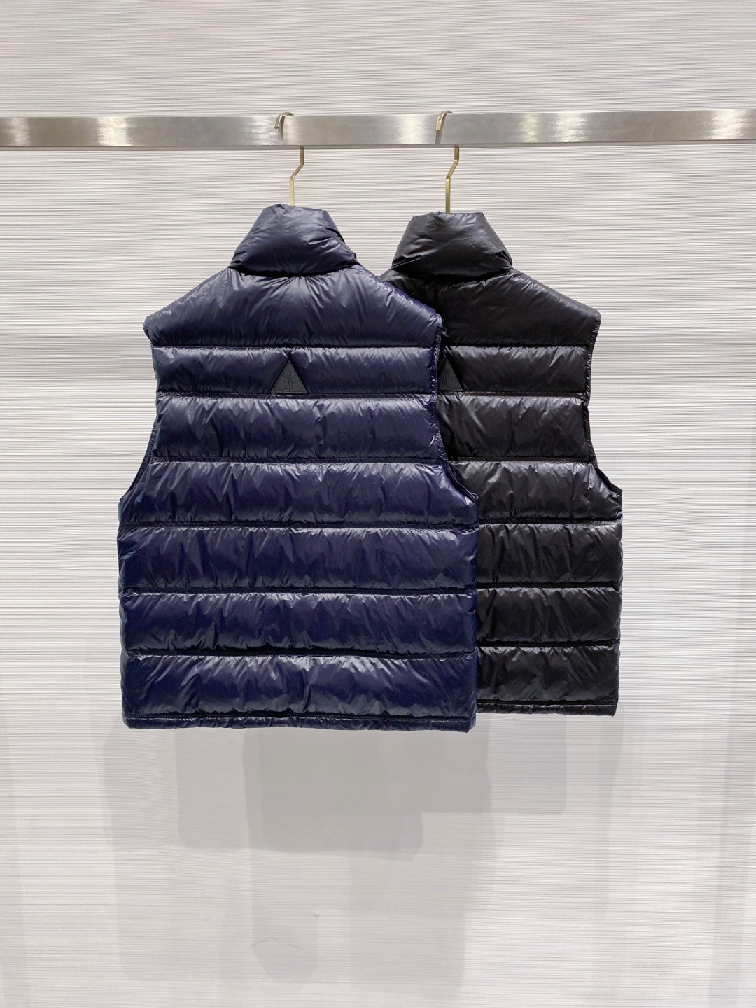 【鹅绒】 Moncler 蒙口 2025秋冬新款🆕羽绒服 原版1:1订制五金配件全进口原版定制 欢迎专柜