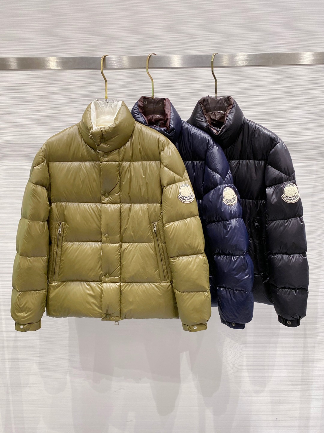 【鹅绒】Moncler 蒙口高端品鉴臻品！欧标90保暖白鹅绒填充男士羽绒服外套整体的造型设计依然传承了M