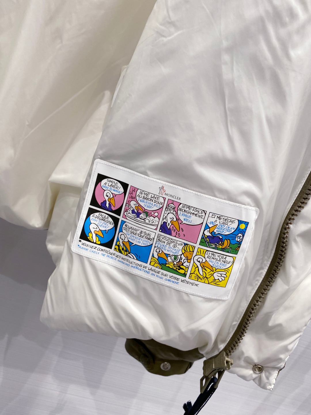 【鹅绒】Moncler 蒙口高端品鉴臻品！欧标90保暖白鹅绒填充男士羽绒服外套整体的造型设计依然传承了M