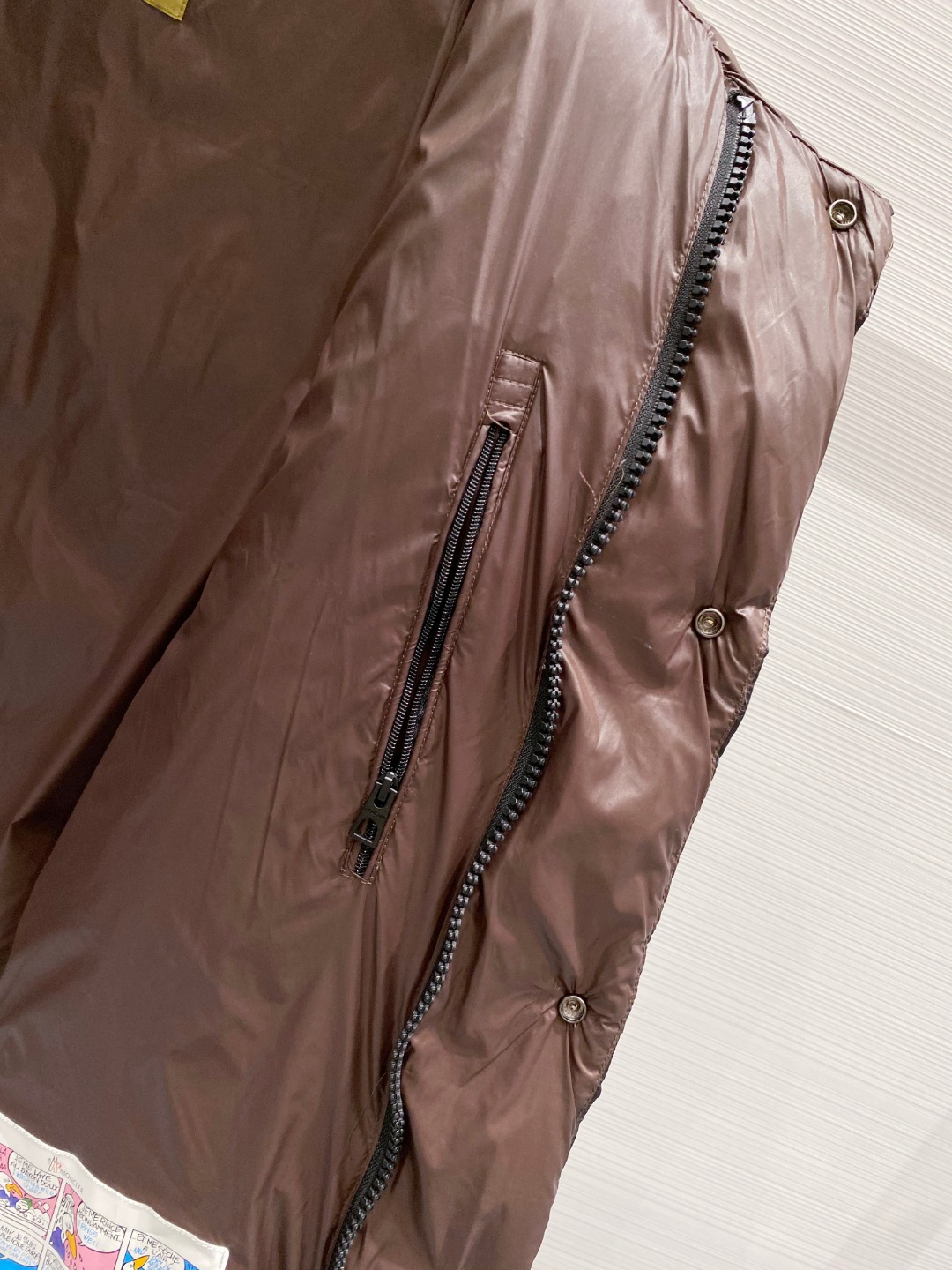 【鹅绒】Moncler 蒙口高端品鉴臻品！欧标90保暖白鹅绒填充男士羽绒服外套整体的造型设计依然传承了M