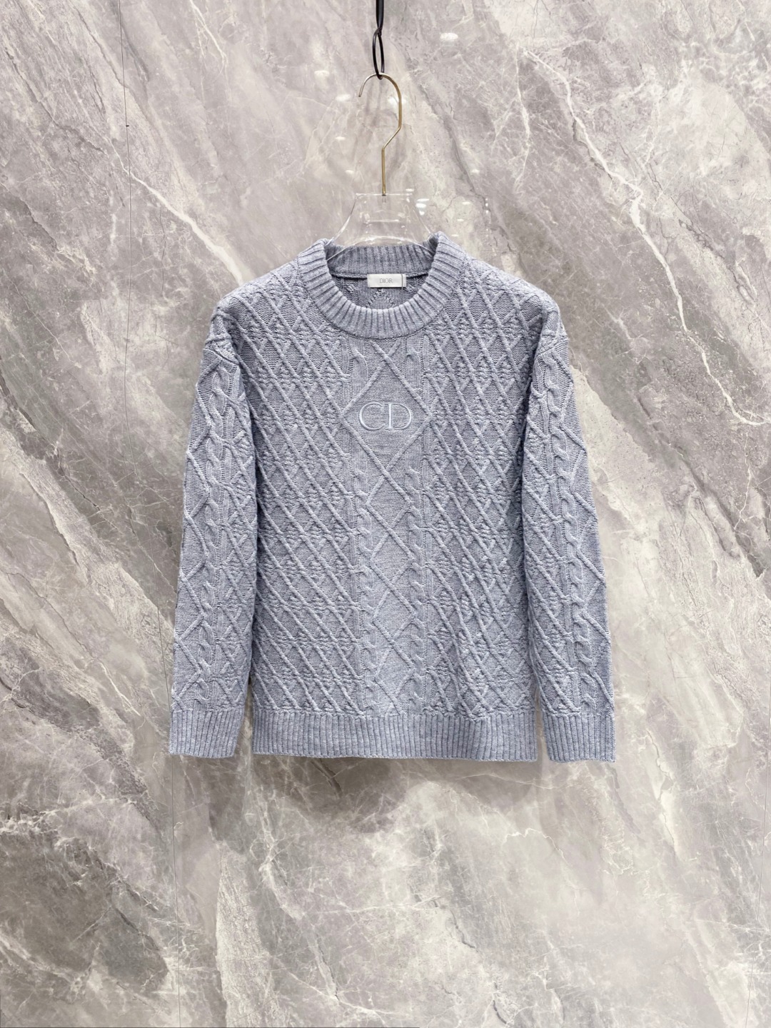 NO:622713,P Dior 2025 sweater 2025 autumn and winter latest series, 1:1 top replica at the counter, all in good condition!  Thick style, the most popular old money style nowadays, a must-have item for the boss!  The boss who knows the goods quickly starts, the fabric is wool, size M~3Xl AAA4, dior, sweaters, alexander wang19860909P 迪奥 2025毛衣 2025秋冬最新系列,专柜1:1顶级复刻,全品相！加厚款,时下最流行的老钱风,老板必备单品！懂货的老板赶紧下手, 面料羊毛 尺码M~3Xl AAA4,,dior,sweaters,alexander wang,Men's clothing