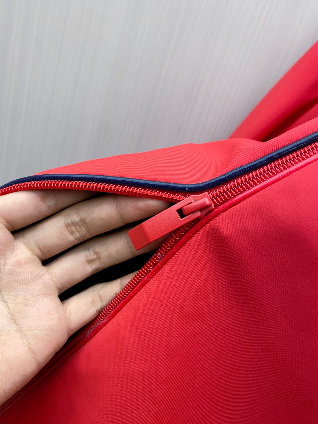 特级羽绒⬆️Moncler Batisse男士连帽短款羽绒夹克外套.原版购入开发,鹅绒填充.条码款号齐全