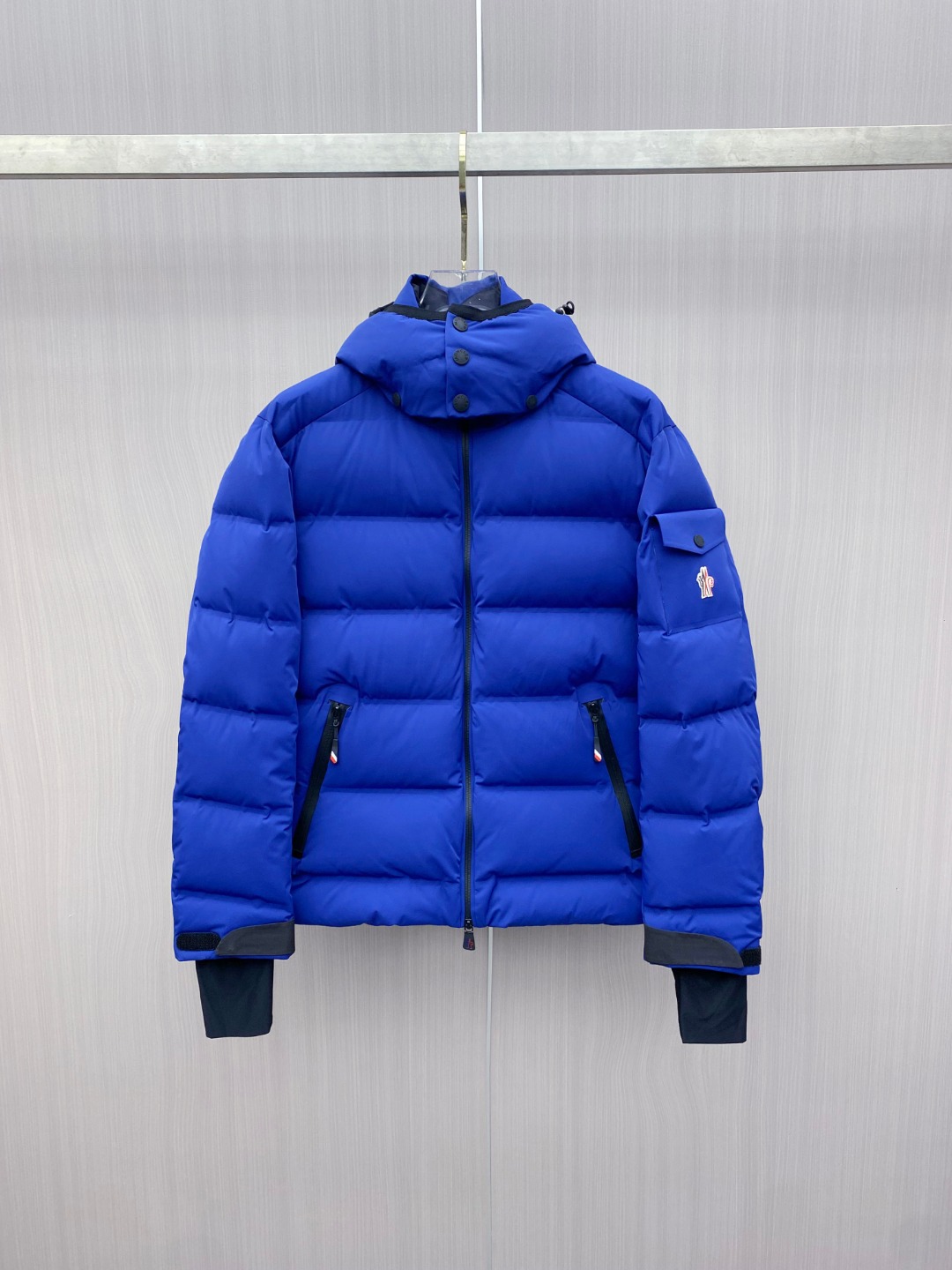 特级羽绒⬆️Moncler Montgetech(限定蓝色)高端男士短款羽绒夹克外套.柜台2w开外的高端