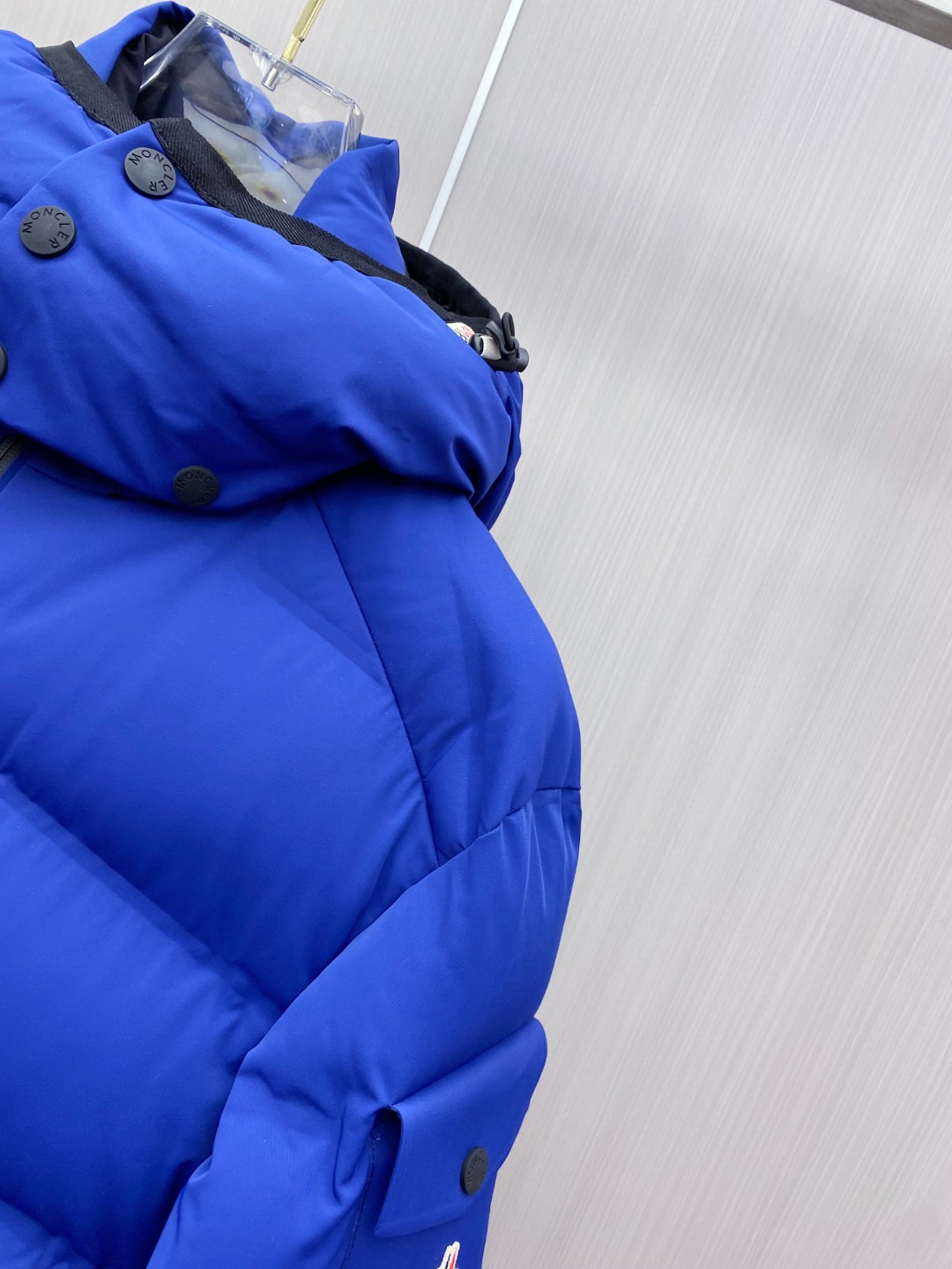 特级羽绒⬆️Moncler Montgetech(限定蓝色)高端男士短款羽绒夹克外套.柜台2w开外的高端