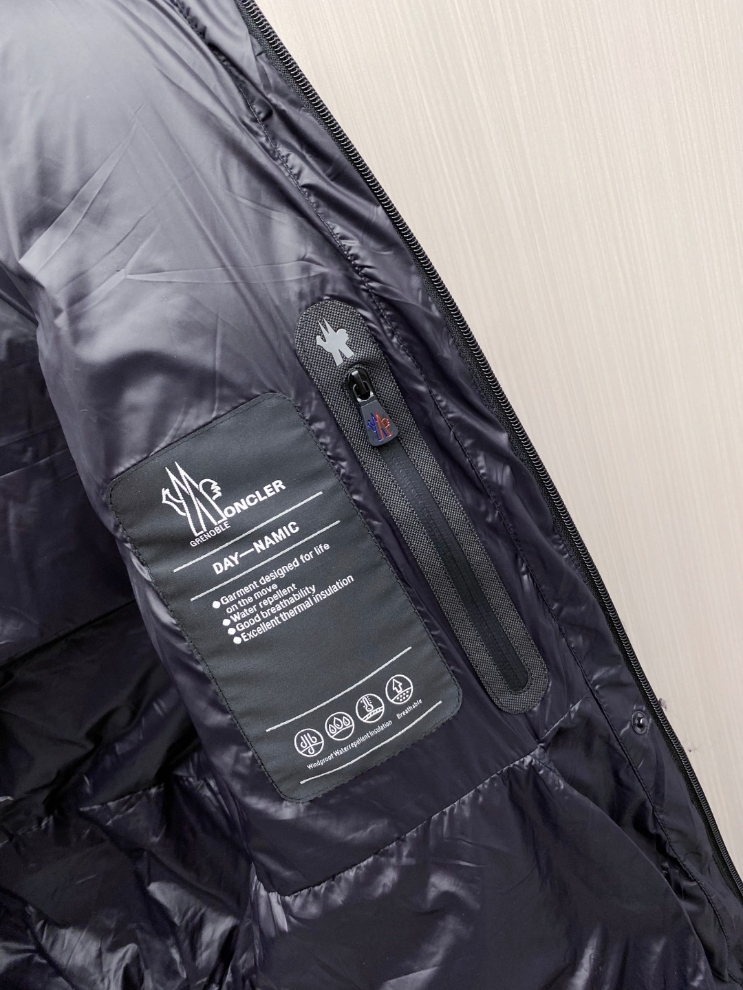 特级羽绒⬆️Moncler Montgetech(限定蓝色)高端男士短款羽绒夹克外套.柜台2w开外的高端