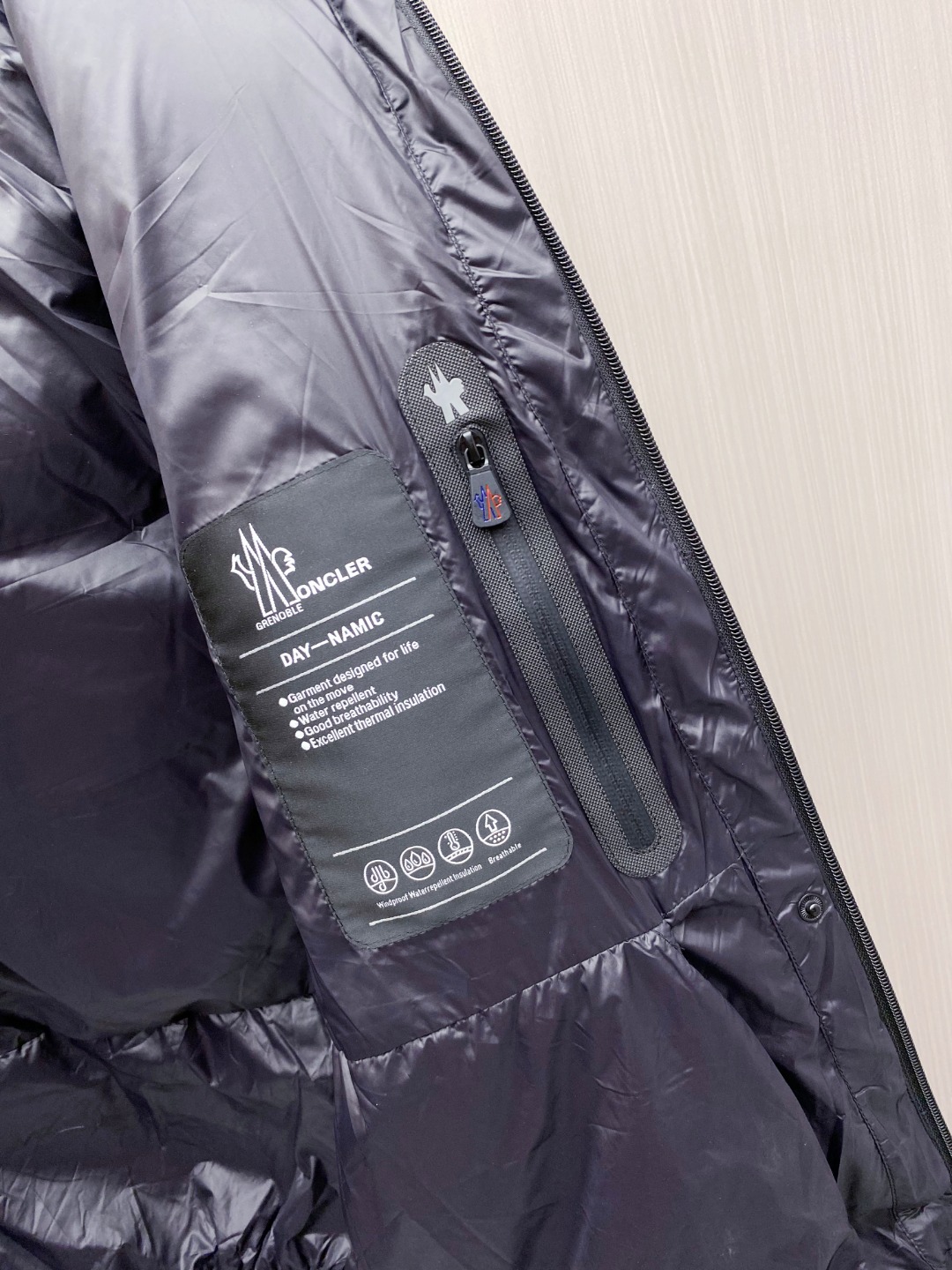 特级羽绒⬆️Moncler Montgetech(限定蓝色)高端男士短款羽绒夹克外套.柜台2w开外的高端