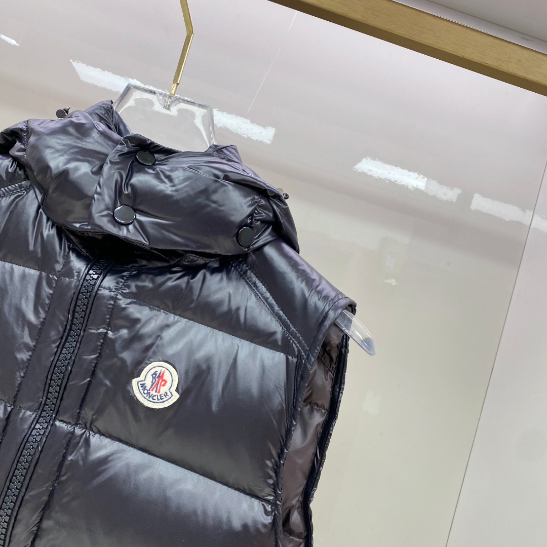 特级羽绒⬆️Moncler Bormes(贸易公司渠道订单)男士连帽羽绒马甲.连帽可脱卸.可变立领马甲.