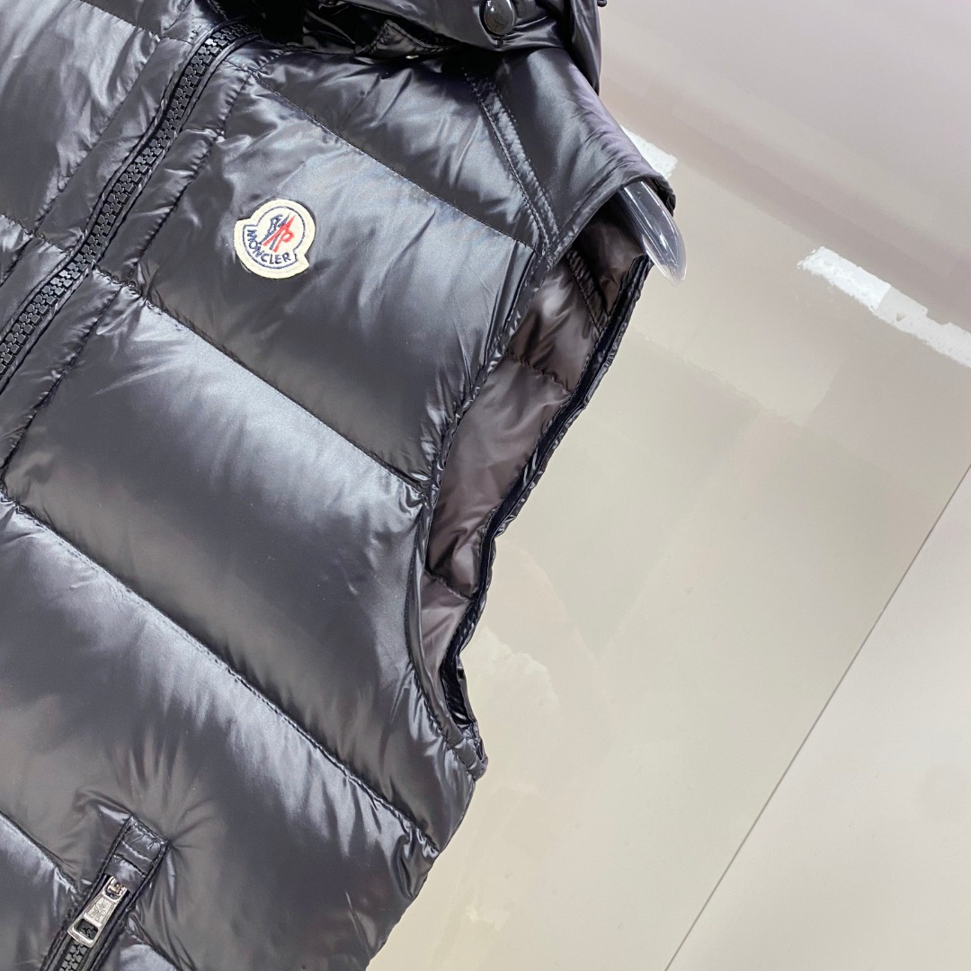 特级羽绒⬆️Moncler Bormes(贸易公司渠道订单)男士连帽羽绒马甲.连帽可脱卸.可变立领马甲.