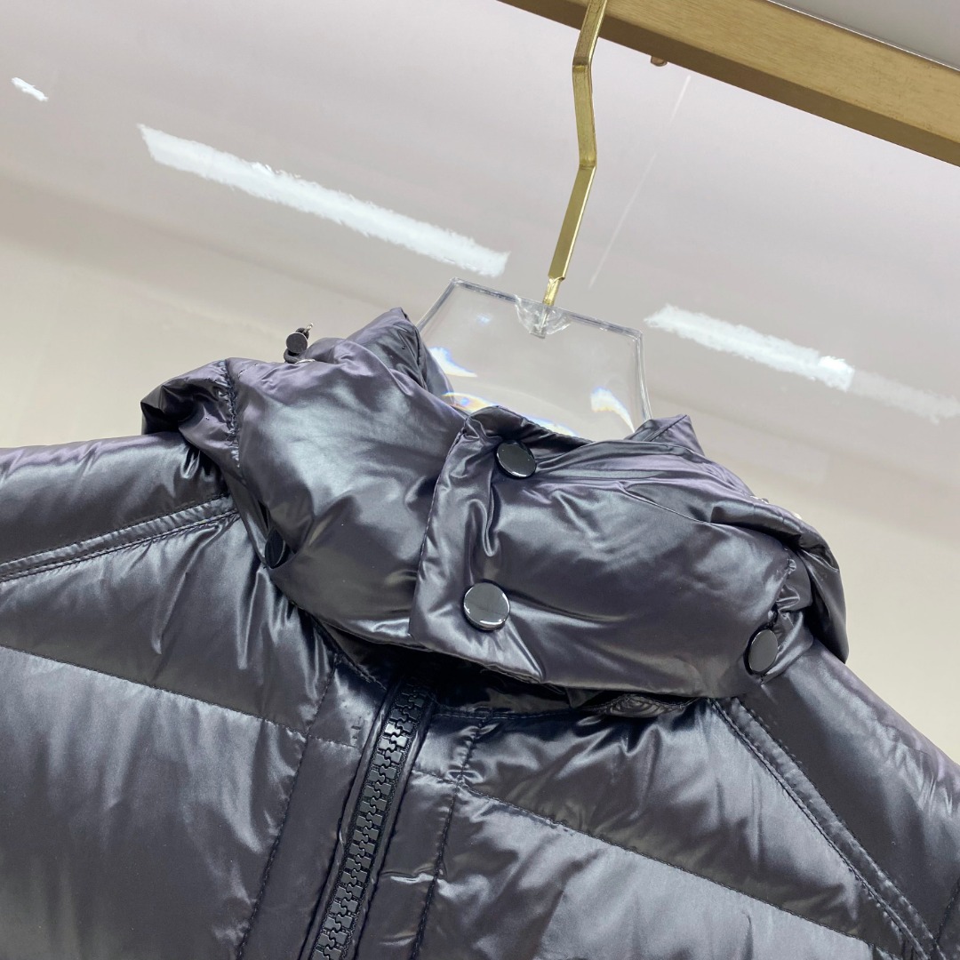 特级羽绒⬆️Moncler Bormes(贸易公司渠道订单)男士连帽羽绒马甲.连帽可脱卸.可变立领马甲.