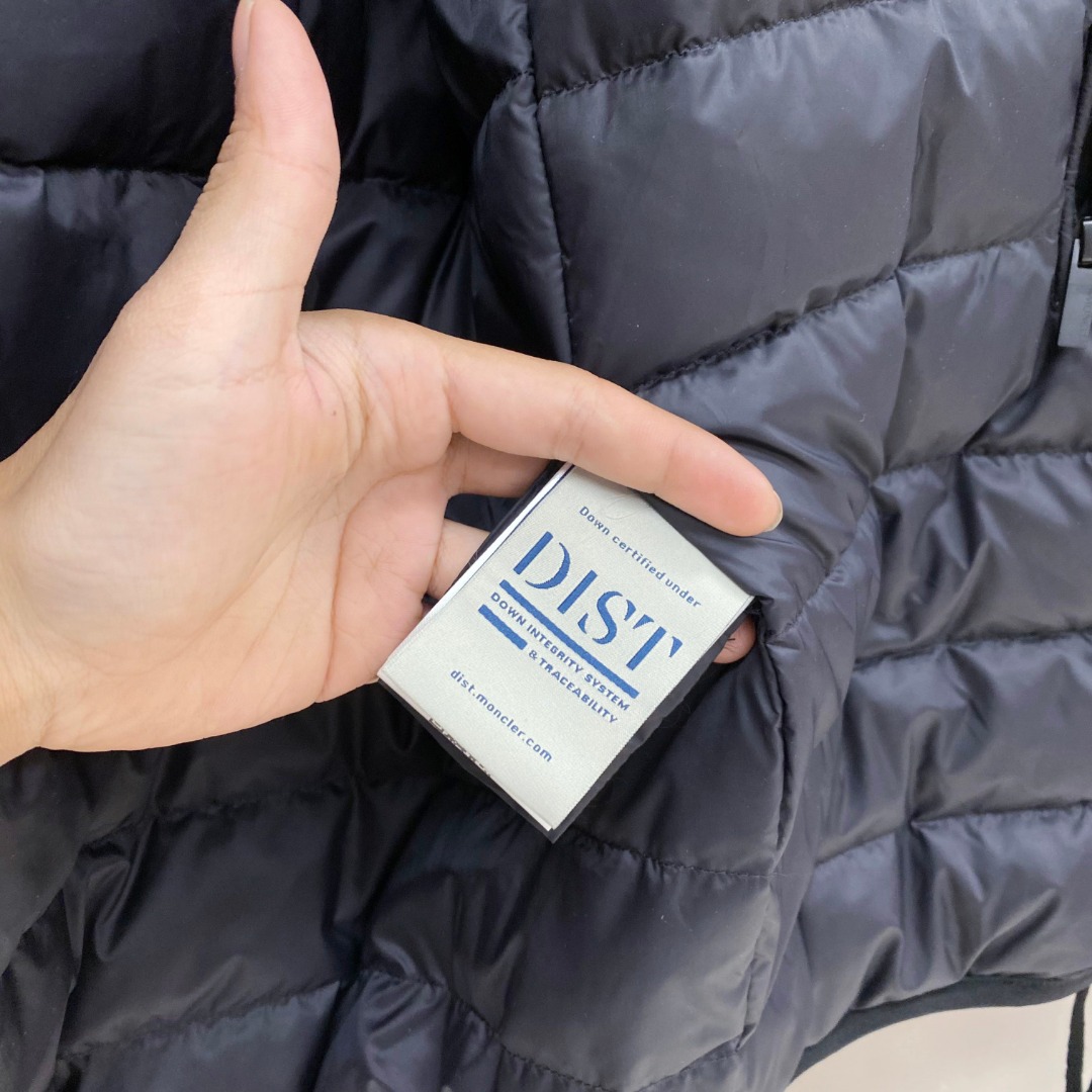 特级羽绒⬆️Moncler Batisse男士连帽短款羽绒夹克外套.原版购入开发,鹅绒填充.条码款号齐全