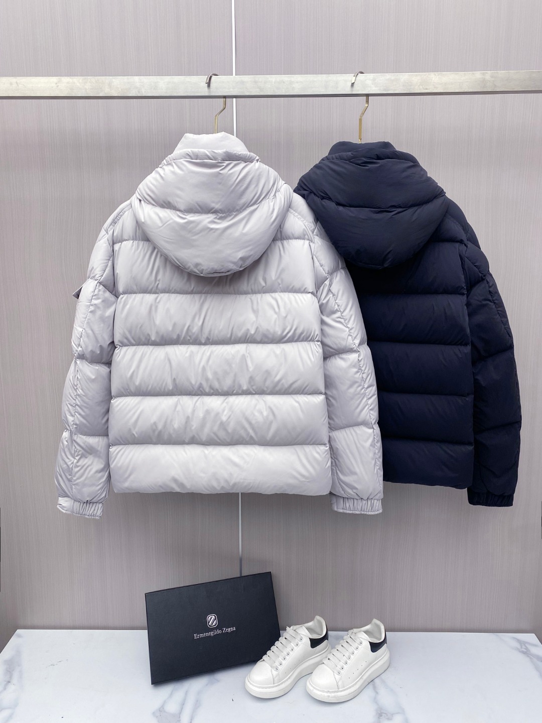 特级羽绒⬆️Moncler蒙口 【新品】Maya 70 (Vezere哑光雾面maya升级版)冬季羽绒服夹克外套.珍珠灰 特级羽绒⬆️Moncler蒙口 【新品】Maya 70 (Vezere哑光雾面maya升级版)冬季羽绒服夹克外套.珍珠灰