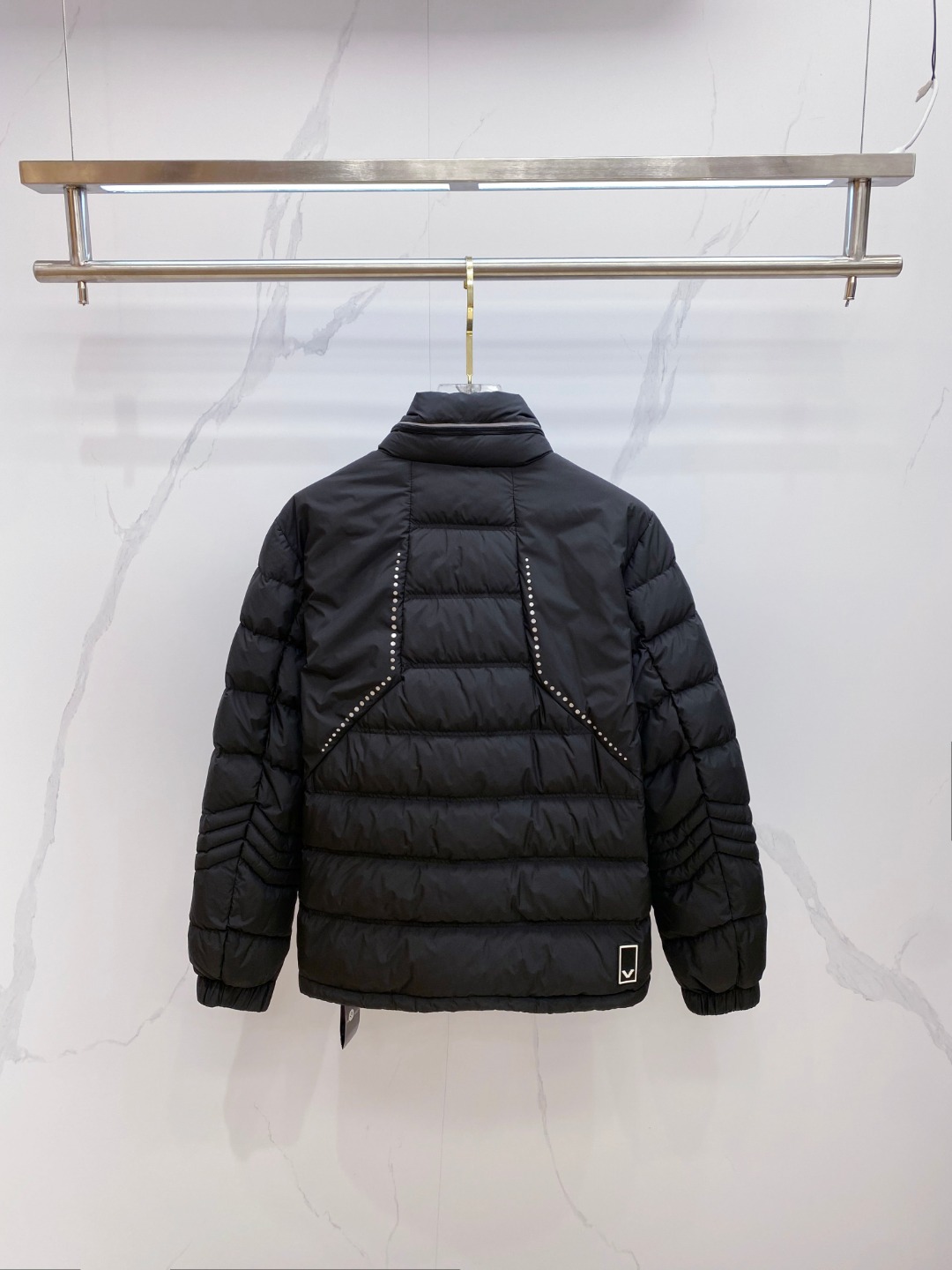 Armani 阿玛尼 2025秋冬专柜同步新品发布，最新款立领羽绒服出货，全部原版购入，无论面料和辅料，