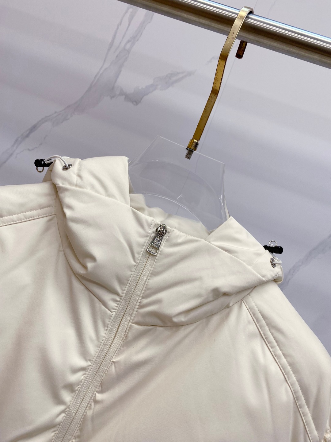 Moncler 蒙口 2025年秋冬新款羽绒服，针织连帽拼接羽绒服采用新国标95白鸭绒，秋冬新品内搭神器