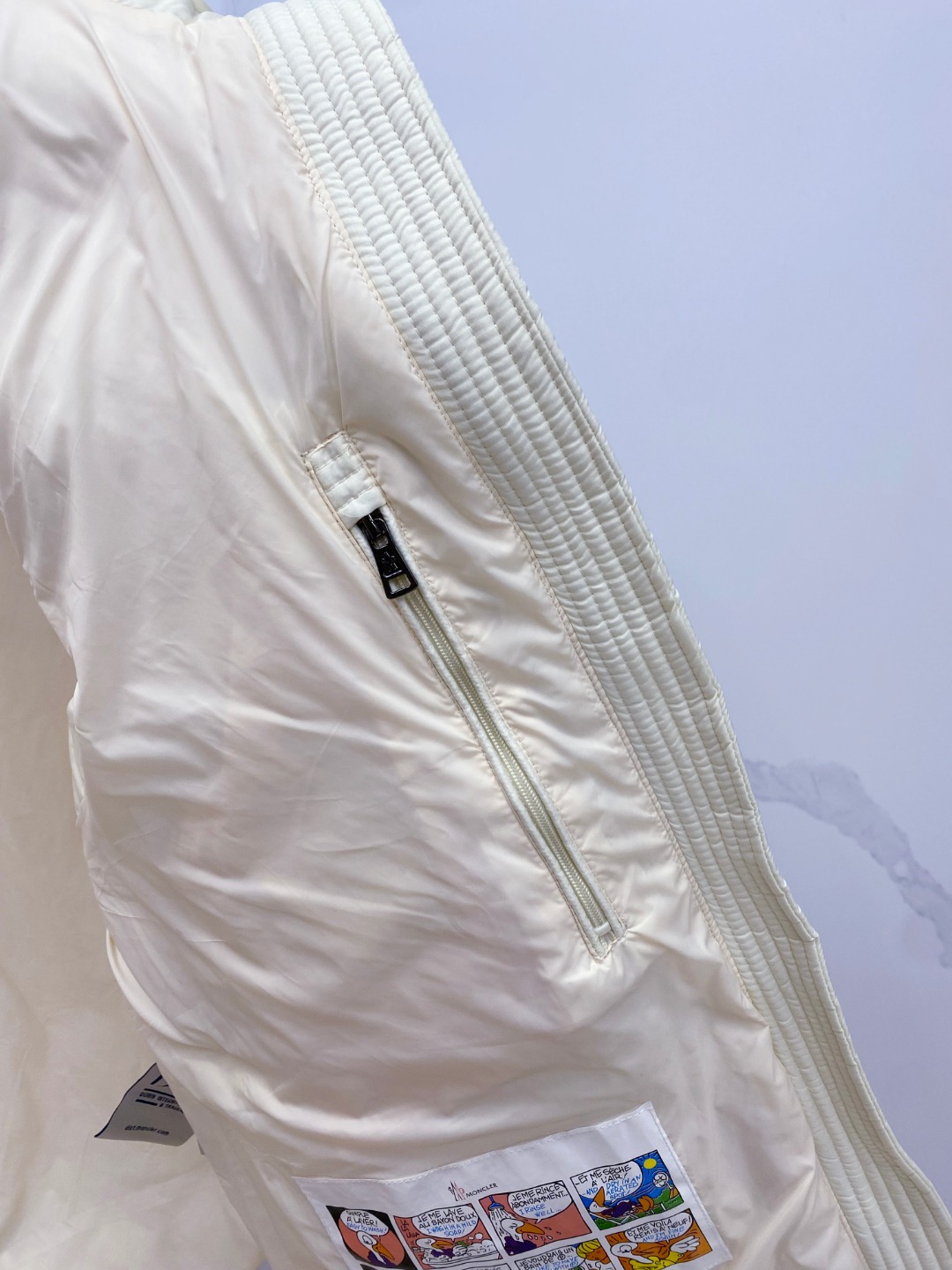 Moncler 蒙口🆕🆕🆕25年冬季新款羽绒马甲立领羽绒马甲，原版订制五金配件，采用顶级90白鸭绒超柔软